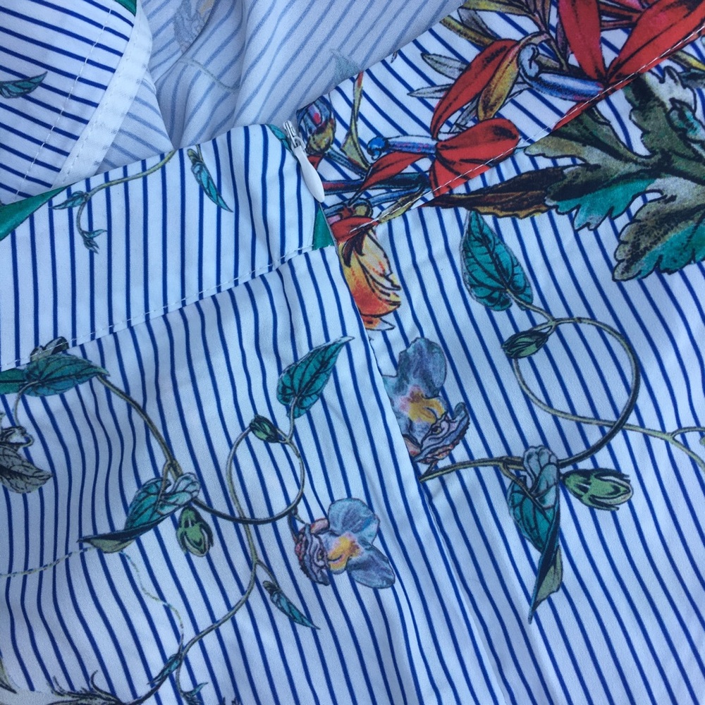 Nasty Gal // Wide Leg Floral Silk Pants (L)